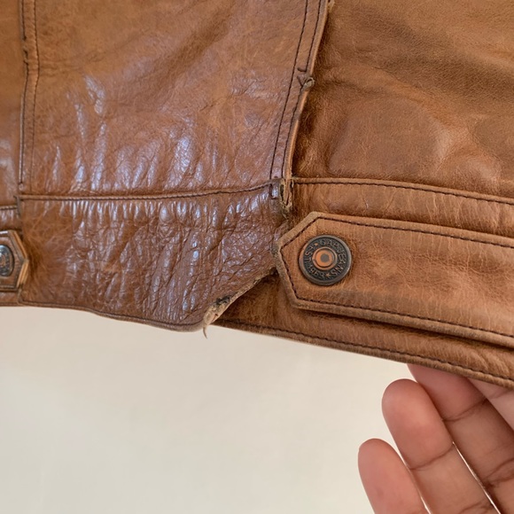!Sold! Vintage Gap Brown Leather Womens Jacket - Picture 4 of 8